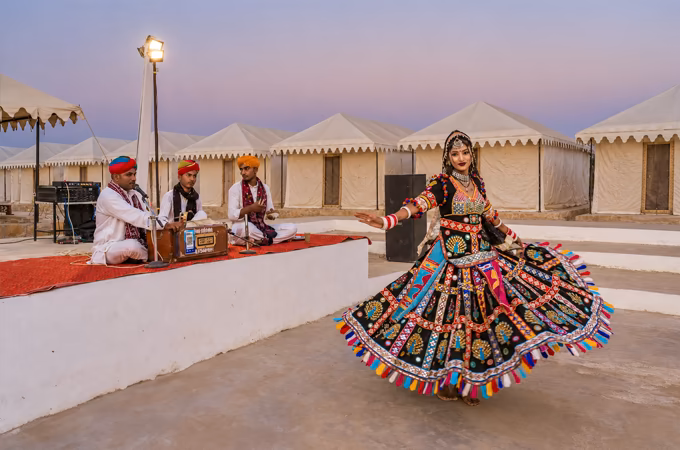Rajasthani folk dance at Venture Desert Camp
