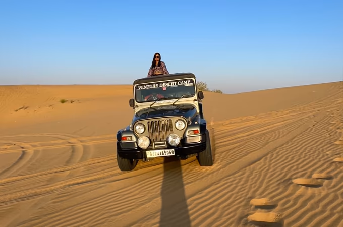 4x4 jeep safari across the sand dunes of Jaisalmer