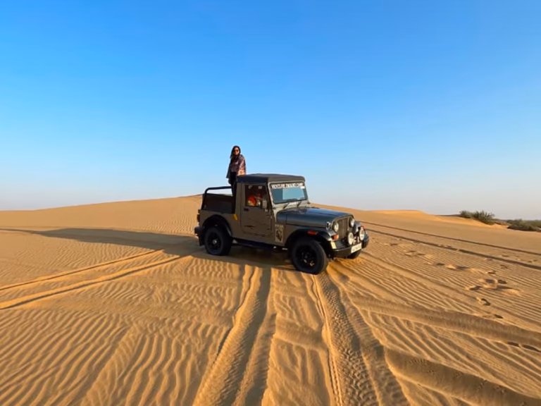 4x4 jeep safari at Sam Sand Dunes near Jaisalmer